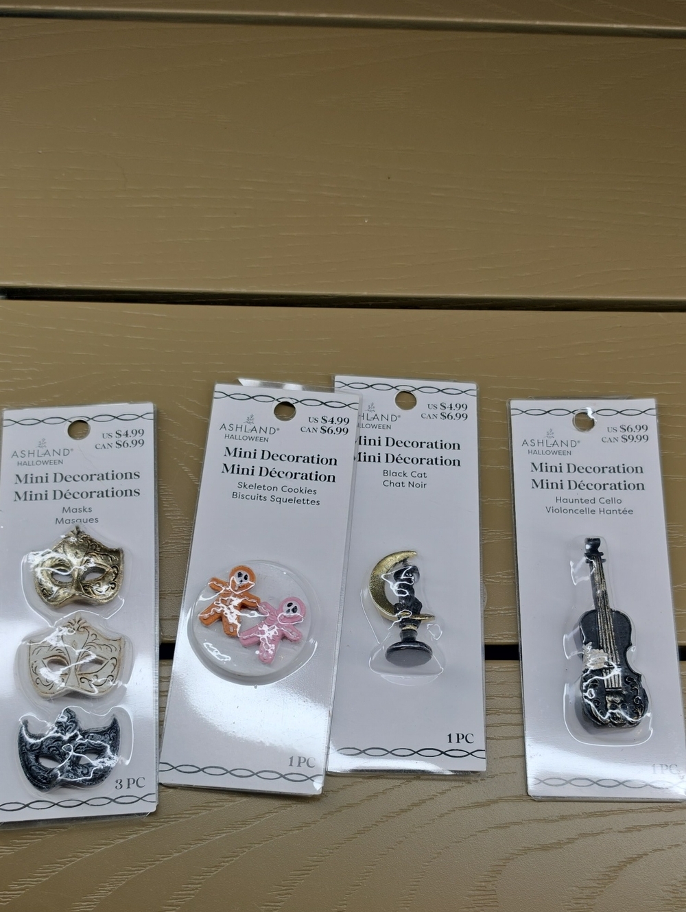 Ashland Halloween Mini Embellishments in Gold, Pink, Black, Silver